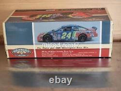 1995 Jeff Gordon #24 Dupont Darlington Win HOTO 124 Platinum Diecast 1536 NIB