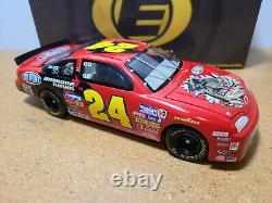 1997 Jeff Gordon #24 DuPont / Jurassic Park RCCA Elite 124 NASCAR Action MIB