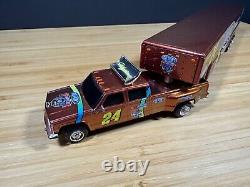 1998 JEFF GORDON DUPONT CHROMALUSION 164 SCALE DUALLY withTRAILER LIMITED EDITION