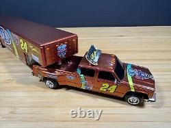 1998 JEFF GORDON DUPONT CHROMALUSION 164 SCALE DUALLY withTRAILER LIMITED EDITION