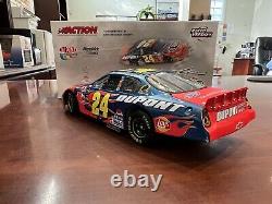 2005 Jeff Gordon #24 DuPont Daytona Raced Win Version 124 NASCAR Action MIB