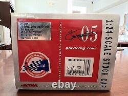 2005 Jeff Gordon #24 DuPont Daytona Raced Win Version 124 NASCAR Action MIB