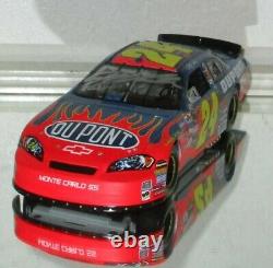 2006 JEFF GORDON #24 DUPONT AUTOGRAPHED CAR WithHOLOGRAM COA HMS TEAM STORE RARE