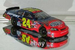 2006 JEFF GORDON #24 DUPONT AUTOGRAPHED CAR WithHOLOGRAM COA HMS TEAM STORE RARE