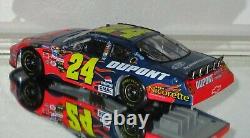 2006 JEFF GORDON #24 DUPONT AUTOGRAPHED CAR WithHOLOGRAM COA HMS TEAM STORE RARE