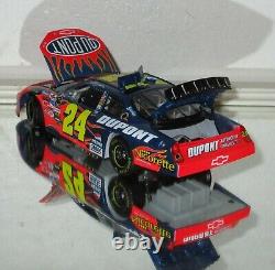 2006 JEFF GORDON #24 DUPONT AUTOGRAPHED CAR WithHOLOGRAM COA HMS TEAM STORE RARE