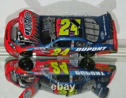 2006 JEFF GORDON #24 DUPONT AUTOGRAPHED CAR WithHOLOGRAM COA HMS TEAM STORE RARE