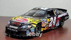 2006 Jeff Gordon #24 DuPont Foose Custom AUTOGRAPHED 124 ELITE Action NASCAR