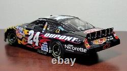 2006 Jeff Gordon #24 DuPont Foose Custom AUTOGRAPHED 124 ELITE Action NASCAR