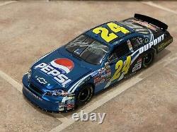 2006 Jeff Gordon DuPont Pepsi COLOR CHROME SIGNED AUTO COA HOLOGRAM NASCAR 1/24