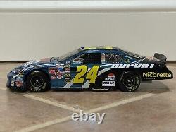 2006 Jeff Gordon DuPont Pepsi COLOR CHROME SIGNED AUTO COA HOLOGRAM NASCAR 1/24