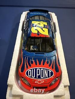 2006 RCCA 1/24 Jeff Gordon DuPont Chicagoland 75th Raced Win 109/2425 With Coin