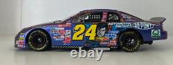 Action NASCAR Jeff Gordon #24 Dupont Superman Racing Variant 1999 Chevrolet 124