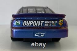 Action NASCAR Jeff Gordon #24 Dupont Superman Racing Variant 1999 Chevrolet 124