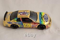 Autographed Nascar 1999 #24 Jeff Gordon Dupont 3 Time Champion Brookfield