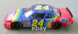 Jeff Gordon 1993 Dupont Rookie Of The Year 1/24 Action Diecast Car 1/5,004
