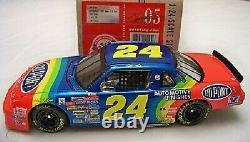 Jeff Gordon 1993 Dupont Rookie Of The Year 1/24 Action Diecast Car 1/5,004