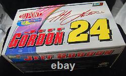 Jeff Gordon 2000 DuPont Automotive Finishes Chevrolet Monte Carlo Bank Set S6630