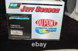 Jeff Gordon 2000 DuPont Automotive Finishes Chevrolet Monte Carlo Bank Set S6630