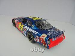 Jeff Gordon #24 DuPont Looney Tunes 2003 MC Action Elite 1/24th Nascar Diecast M