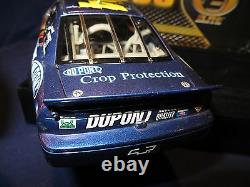Jeff Gordon 24 DuPont Superman 1999 1/24 Chevrolet Monte Carlo Action RCCA Elite