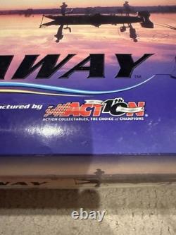 Limited Edition Castaway 2002 Ranger Boat & Trailer Jeff Gordon #24 DuPont