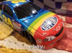 Lot Of 8 New 1/24 Scale NasCar 1999 Limited Edition Jeff Gordon Dupont Chevy