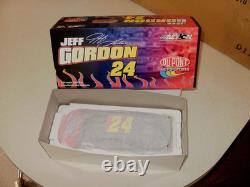 Nascar 1/24 Jeff Gordon 2002 Dupont Monte Carlo Case Of 12