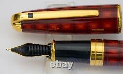 New S. T. Dupont Vertigo Limited Edition 18k Gold Fountain Pen