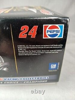 RARE 2009 Jeff Gordon #24 Pepsi Challenger Retro 124 NASCAR Action NIB #1 of 2