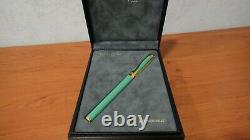 Rare Limited Edition S T Dupont Art Nouveau Fountain Pen Green Chinese Lacquer