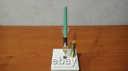 Rare Limited Edition S T Dupont Art Nouveau Fountain Pen Green Chinese Lacquer