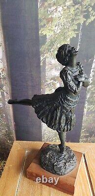 Rare Nancy Dupont Twyman, Bronze sculpture. Ballerina Dancer Ballet