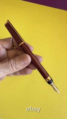 S. T. DUPONT CHAIRMAN AMBER MONTPARNASSE FOUNTAIN PEN LIMITED EDITION 18K Nib R25