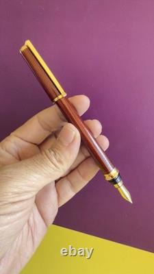 S. T. DUPONT CHAIRMAN AMBER MONTPARNASSE FOUNTAIN PEN LIMITED EDITION 18K Nib R25