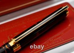 S. T. DUPONT Columbus 1492 1992 Limited Edition Chinese lacquer Fountain Pen M