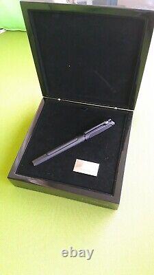 S. T. Dupont Armors Of Tomorrow Elysee Fountain Pen, 410693 Limited Edition Rare