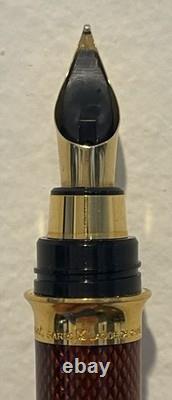 S. T. Dupont Chairman Amber Montparnasse Fountain Pen Limited Edition 18k