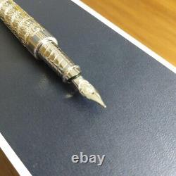 S. T. Dupont Fountain Pen Vendome Limited Edition 18 K Gold Nib M
