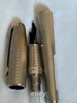 S. T Dupont James Bond 007 Limited Edition 3007 Fountain Pen, 18K M Nib-Mint