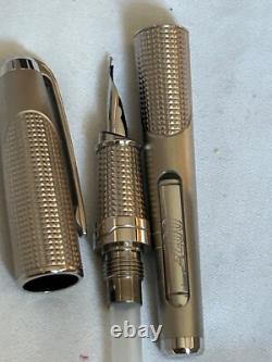 S. T Dupont James Bond 007 Limited Edition 3007 Fountain Pen, 18K M Nib-Mint