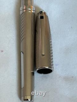 S. T Dupont James Bond 007 Limited Edition 3007 Fountain Pen, 18K M Nib-Mint