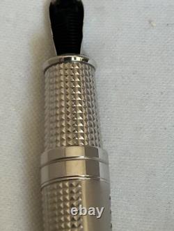 S. T Dupont James Bond 007 Limited Edition 3007 Fountain Pen, 18K M Nib-Mint
