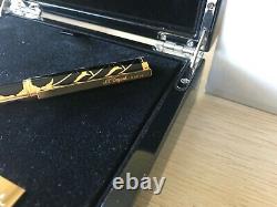 S. T. Dupont Neoclassique American Art Deco Large Fountain Pen Limited Edition