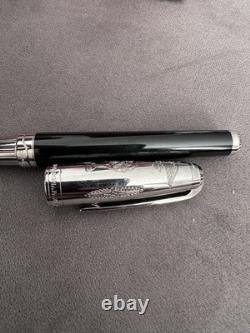 S. T. Dupont Palladium Napoleon Bonaparte Limited Edition Foontain Pen, 18K Gold
