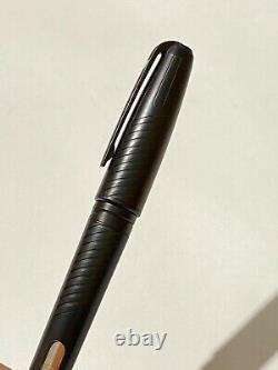 S. T. Dupont agent 007 Limited Edition Rollerball pen
