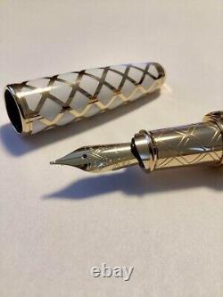 S. T. Dupont fountain pen Versailles Limited Edition From Japan F/S Used