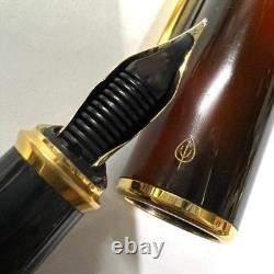 ST Dupont Tortoise Shell Fountain Pen with Lacquer Finish