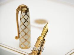 St Dupont Lacquer Fountain Pen VERSAILLES Limited Edition New In Box (Unused)