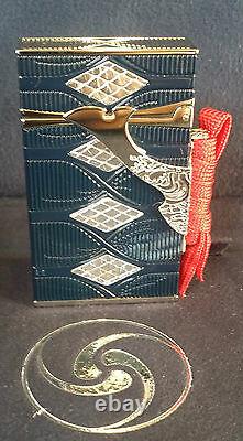 St Dupont Limited Edition Samurai Line 2 Ligne 2 Lighter Lacquer Platinum New